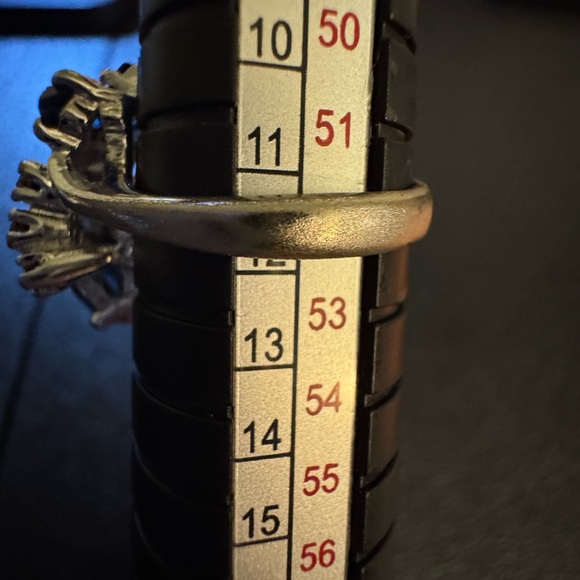 Silver tone blue and clear stones ring sz 6 - Picture 4 of 16